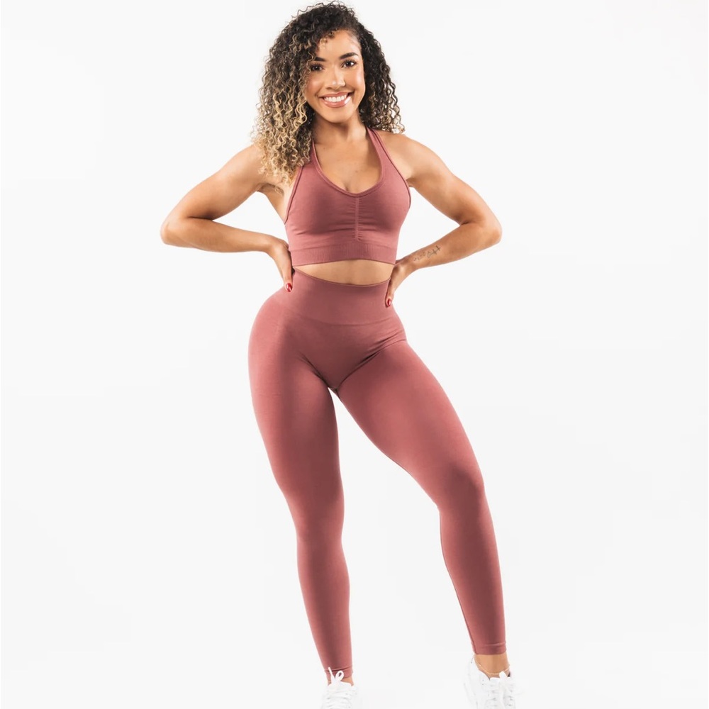 Alphalete Set